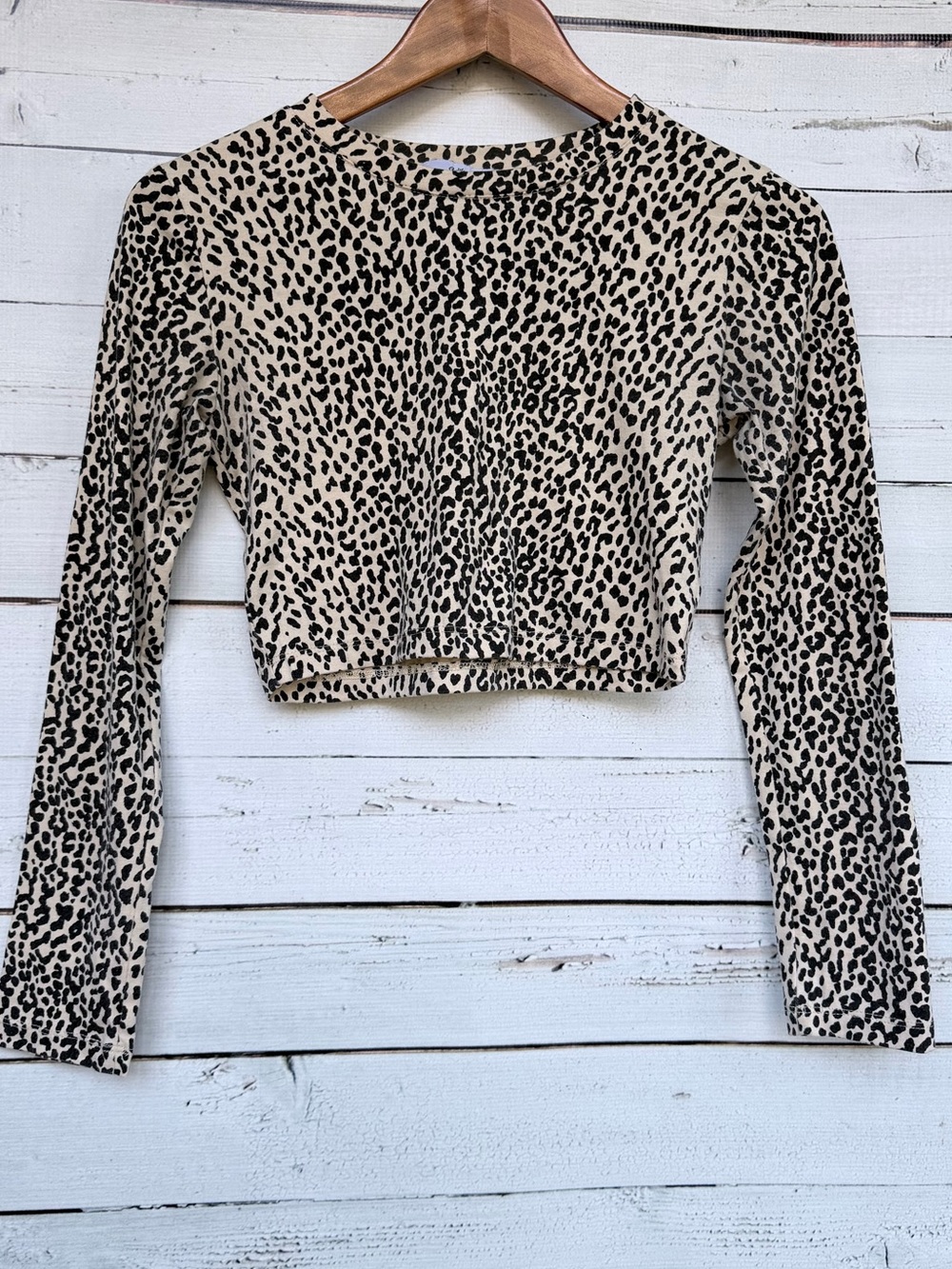 Adika Leopard Animal Print Crewneck Long Sleeve Crop Top - Medium